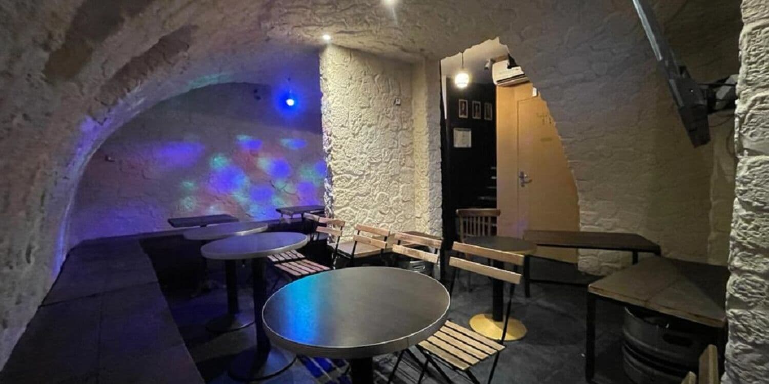 008defa9ca3ab9c0dd5a1db37e929b5d_lefivebar_cave2.jpg