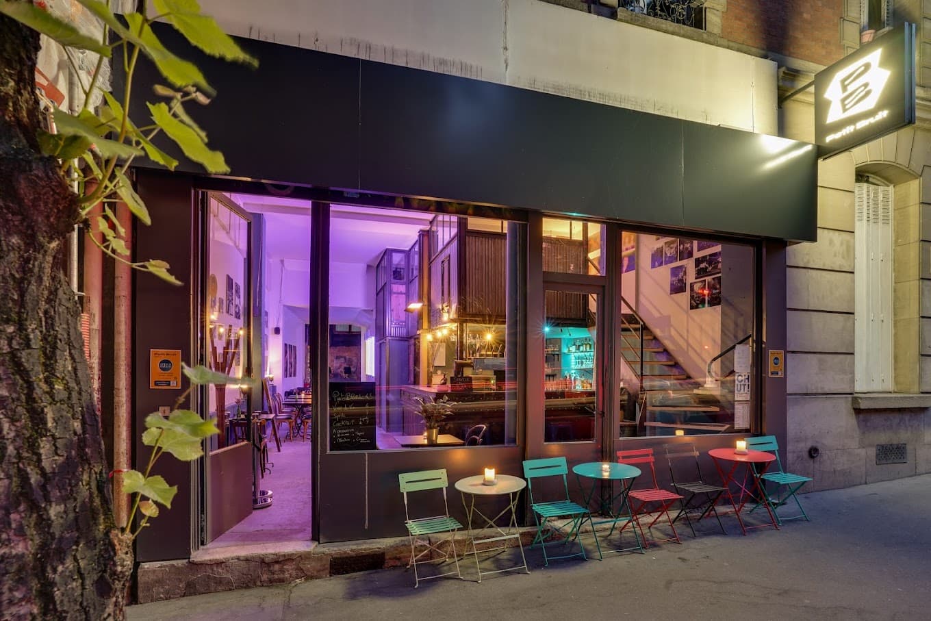 0250ea845ec875959cda1185d3427969_petitbruit_terrasse.jpg