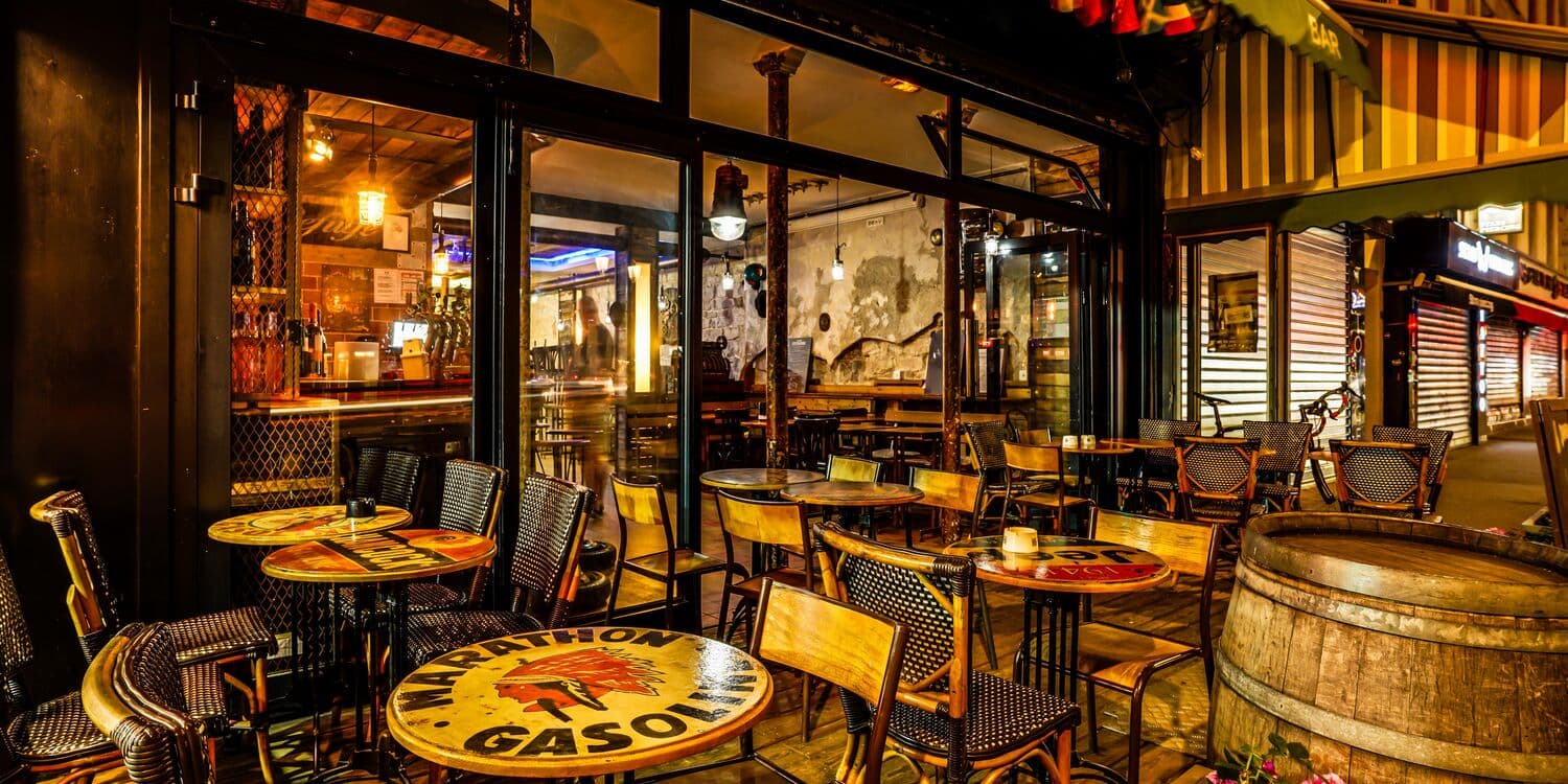0adb291602ca422d1b5ed5ddc1eb8a68_lerefuge_terrasse.jpg