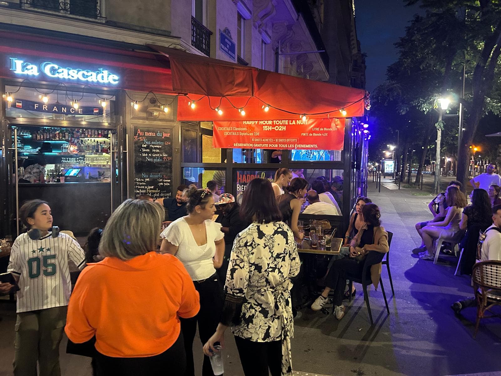 2d5963e87dc6606260ca24d3eba75363_lacascade_terrasse3.jpg